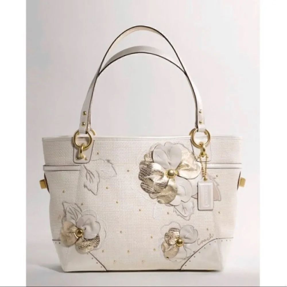 COACH Limited Edition Hamptons Floral Straw Bag 98